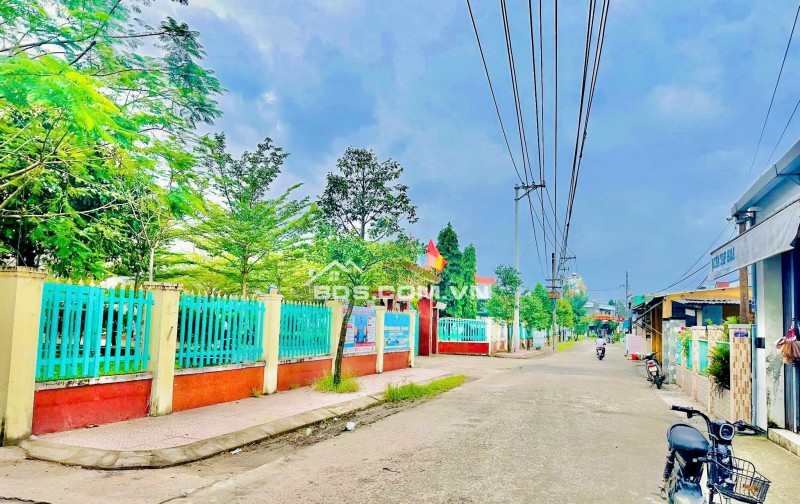 CHÍNH CHỦ BÁN GẤP LÔ ĐẤT PHÚ QUÝ HƠN 211M² CHỈ 8XX TRIỆU